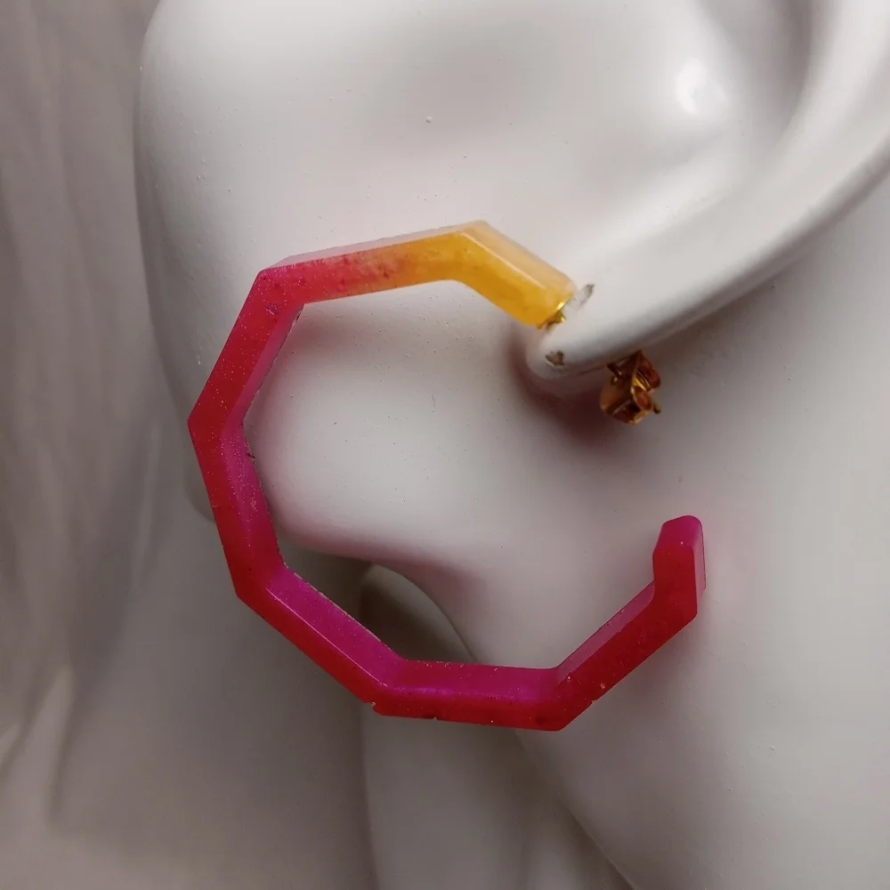 Pink and Orange Geometric Hoop Earrings - Picture 2 of 3